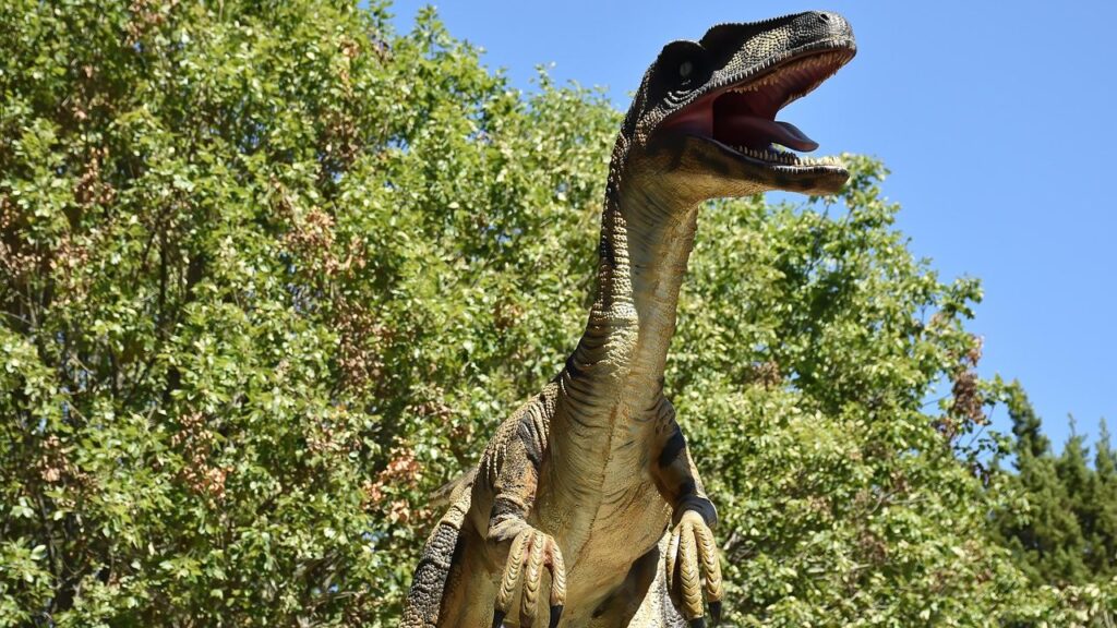 9 Things Scientists Discovered About Velociraptors That Make the Movie Version Almost Laughable