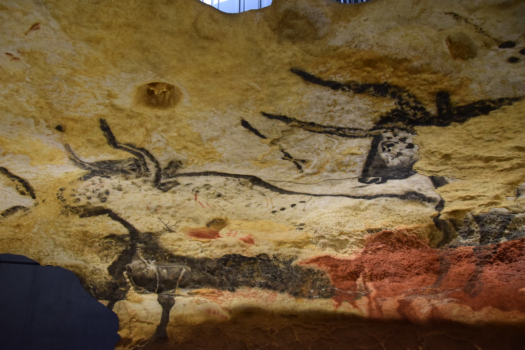 Anthropology Says the Cave Paintings at Lascaux Were Made by People Who Understood Astronomy - and the Star Maps Encoded in Them Are Only Now Being Confirmed
