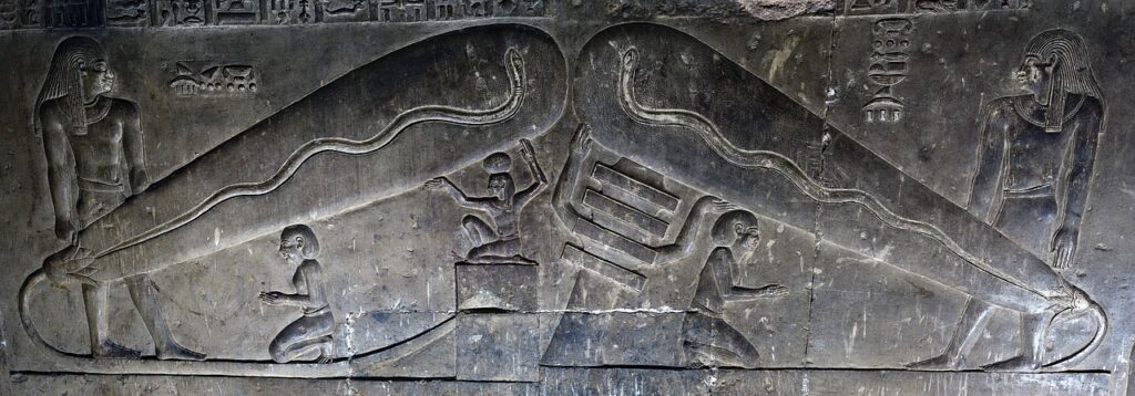 6 Hieroglyphs at the Temple of Hathor That Some Researchers Say Resemble Machinery No One Has Identified