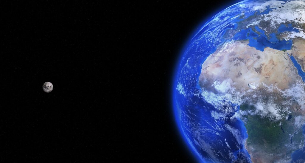 Researchers Say the Moon May Have Helped Stabilize Earth's Climate Long Enough for Complex Life to Evolve