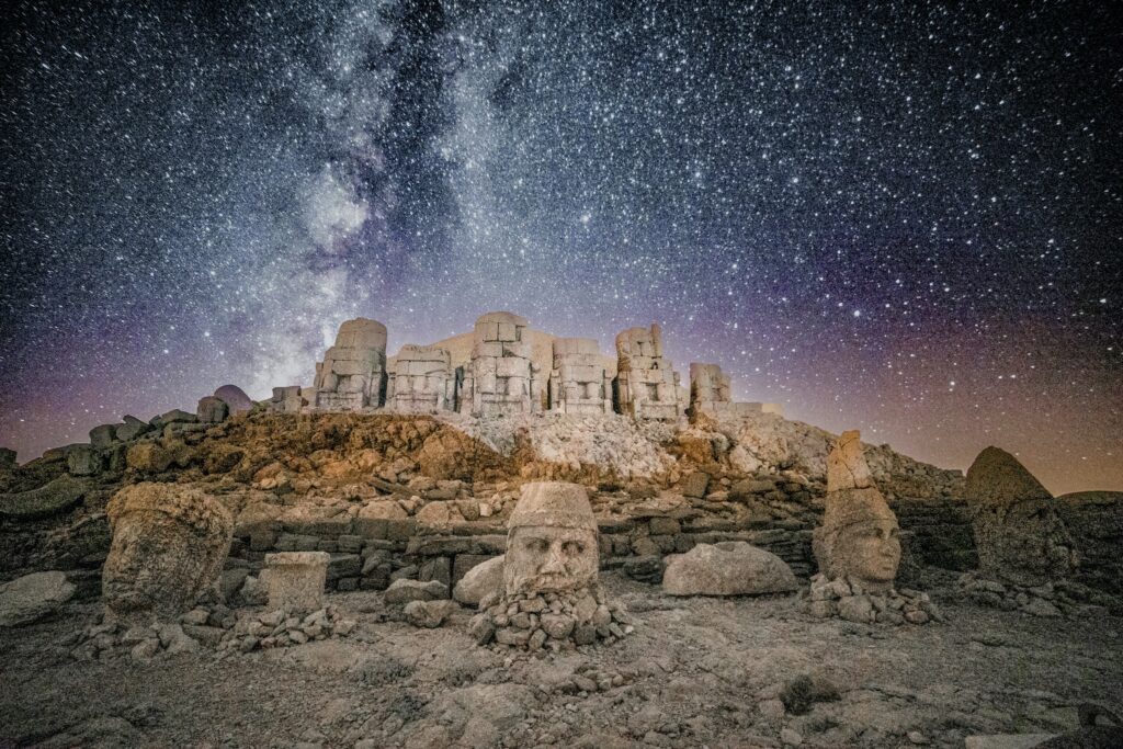 5 Ancient Astronomical Observations That Shaped Early Human Understanding