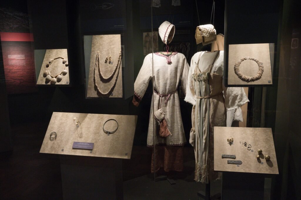 Why the First Jewellery May Tell Us More About the Human Mind Than the First Weapons