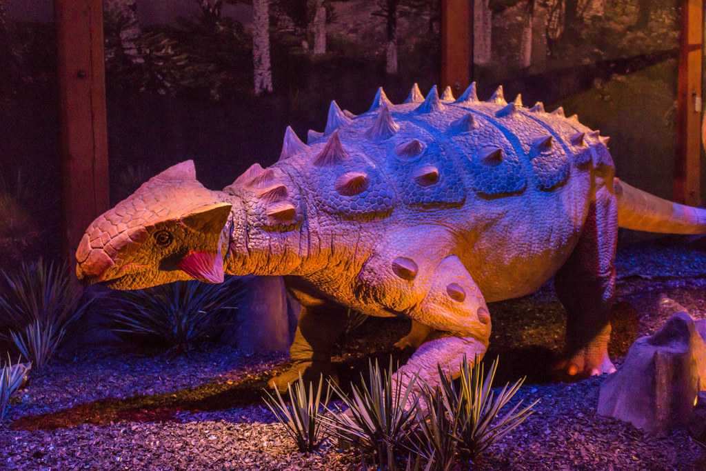8 Dinosaurs With Defensive Weapons That Made Running Away Almost Unnecessary