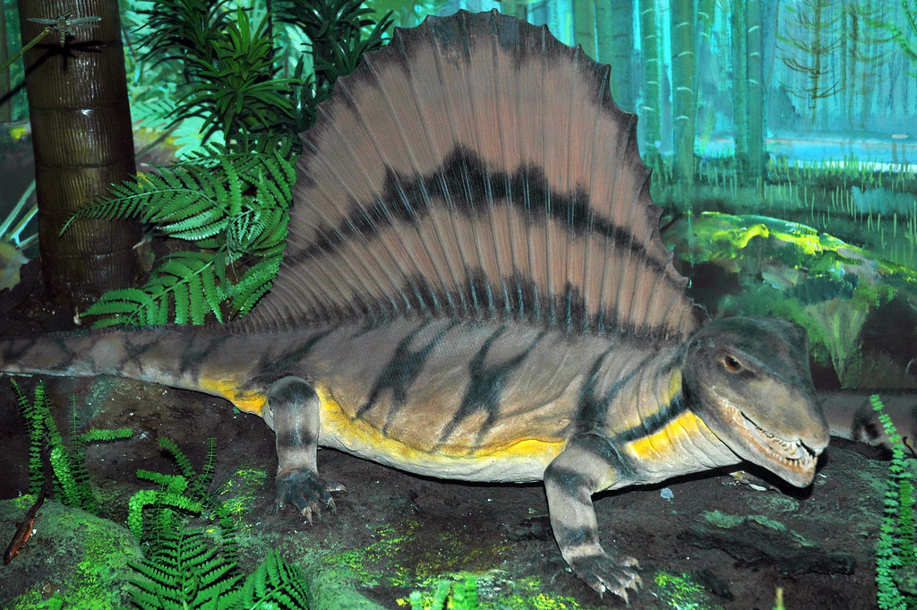 20 Extinct Animal Reconstructions Built to Impress the Public Rather Than Match the Evidence
