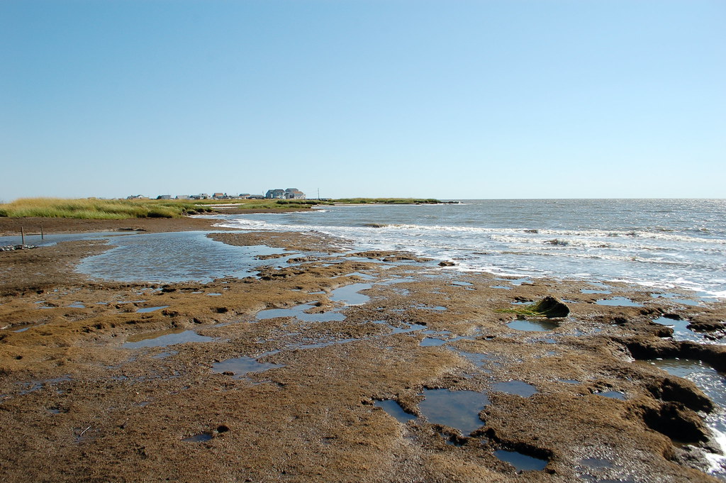 9 American Coastlines That Are Changing Faster Than Most Visitors Realize