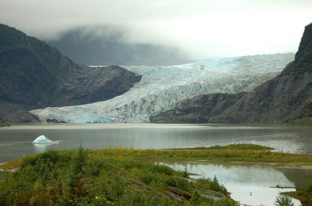 11 Things a Glacier Leaves Behind When It Retreats